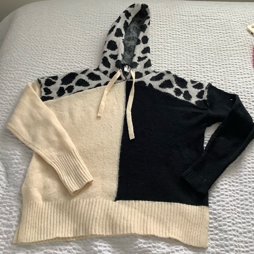 Leopard Print Colorblock Hoodie Sweater